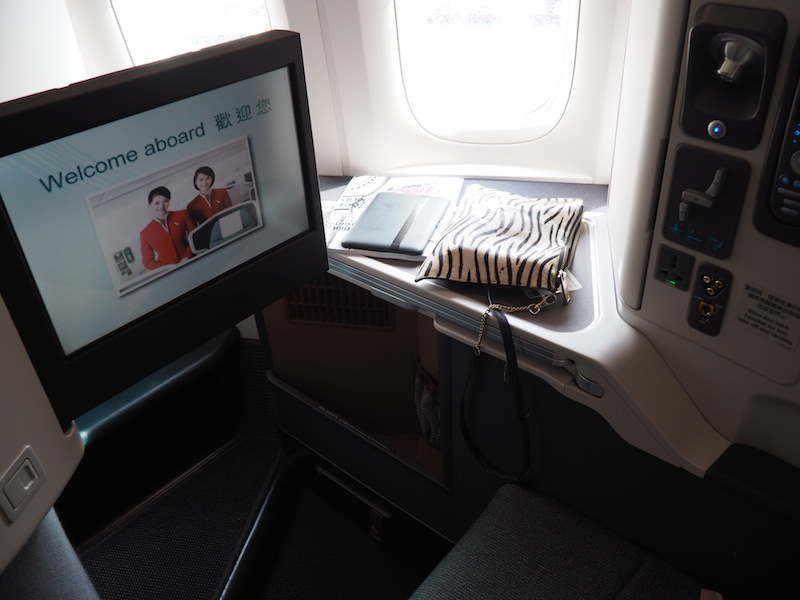Flight Review: Cathay Pacific Business Class - Hong Kong to London