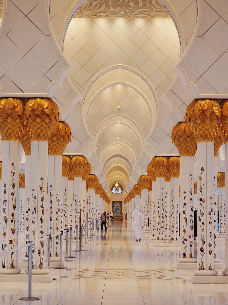 Tips for visiting Sheikh Zayed Grand Mosque in Abu Dhabi